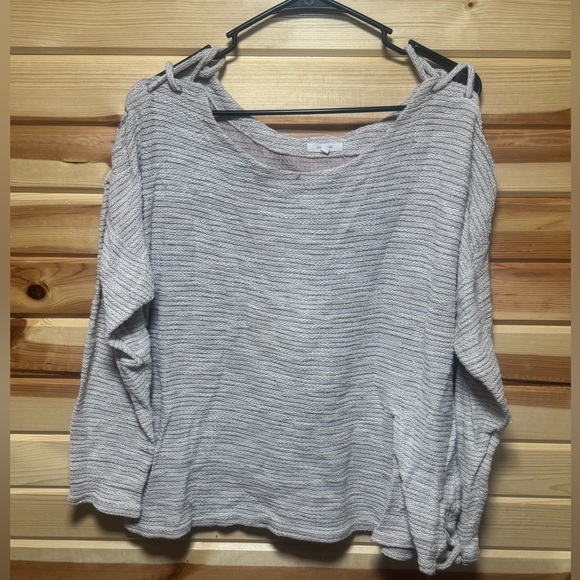 Sweater - Picture 3 of 6